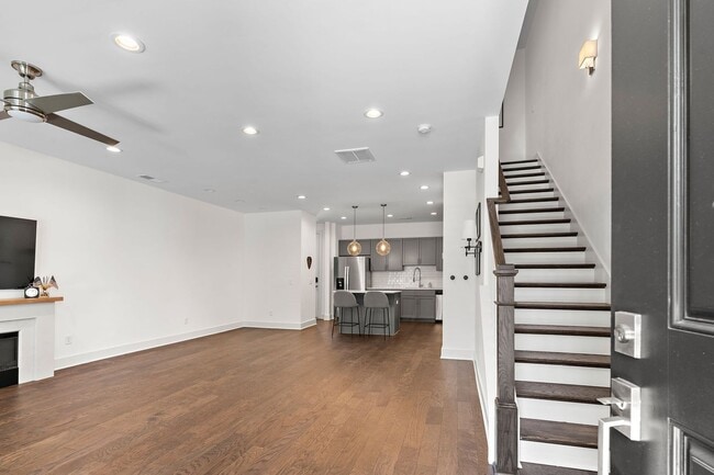 Building Photo - Edgehill Villages Townhomes