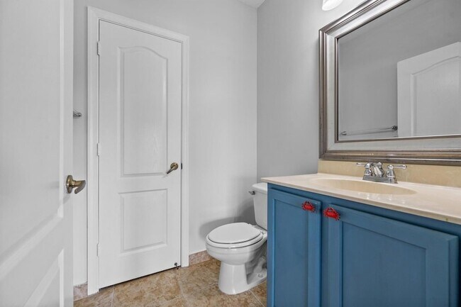 Building Photo - 4205 Bamboo Palm Ct