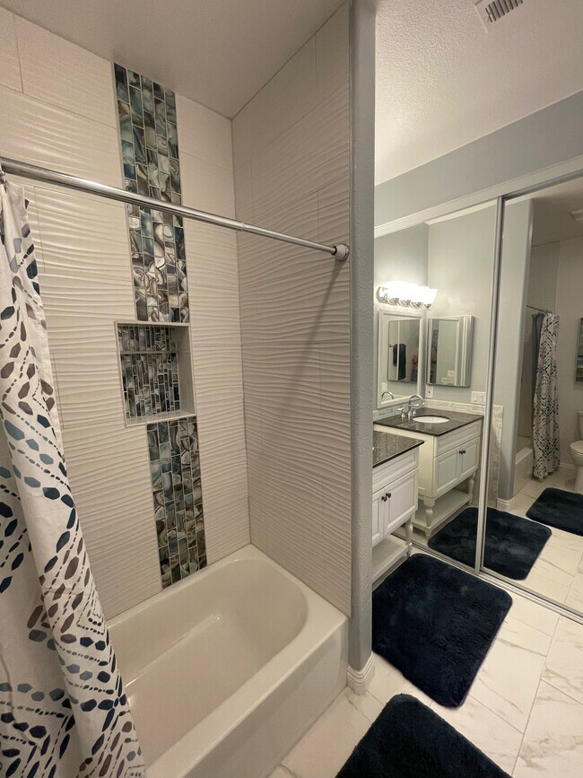 Building Photo - 8680 New Salem St