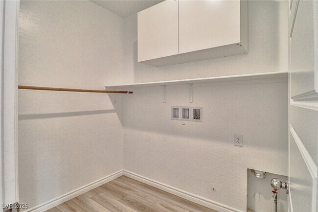 Building Photo - 3758 Bright Aquarius Ln