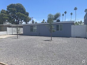 Building Photo - REUDUCED PRICE - Fully Remodeled in Arcadi...