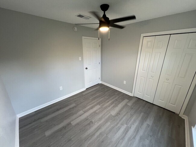 Building Photo - Beautifully Renovated 3BR Home in a Quiet Baton Rouge Neighborhood