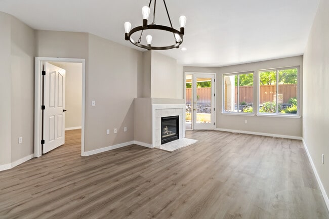 Building Photo - 5146 S Surprise Way