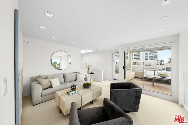 Building Photo - 110 Ocean Park Blvd