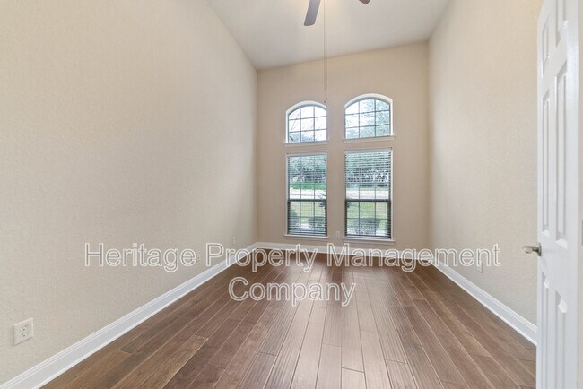 Building Photo - 7110 Hovingham