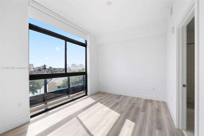 Building Photo - 101 Diplomat Pkwy