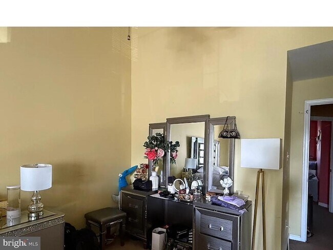 Building Photo - 11589 Tolson Pl