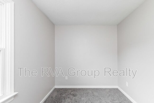 Building Photo - 201 Evergreen Ave