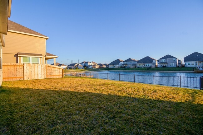 Building Photo - 24623 Signorelli Way