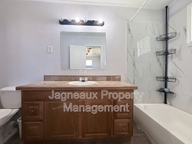 Building Photo - 1524 Ruby Ln