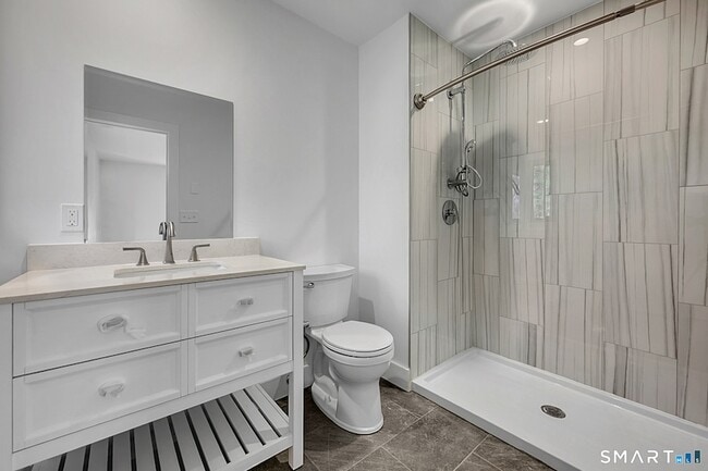 Building Photo - 220 Upper Grassy Hill Rd