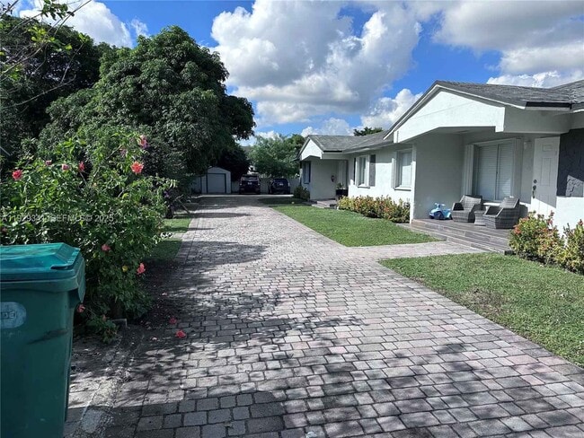 Building Photo - 15720 NW 44th Ct