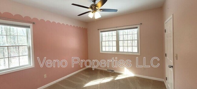 Building Photo - 2057 Rowley Rd