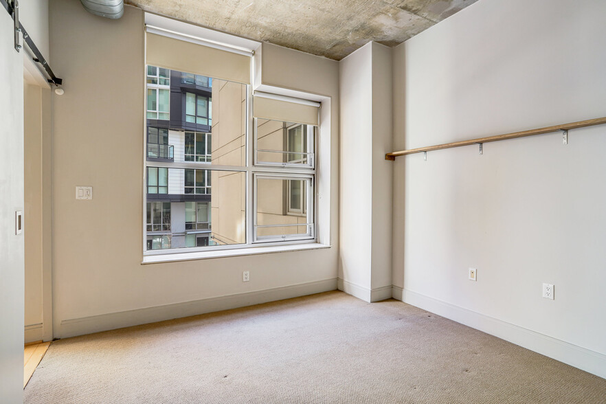 Building Photo - 929 Florida Ave NW