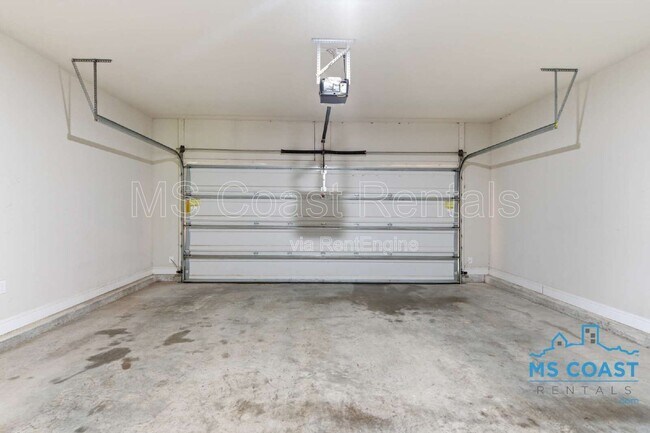 Building Photo - 10536 Sweet Bay Dr