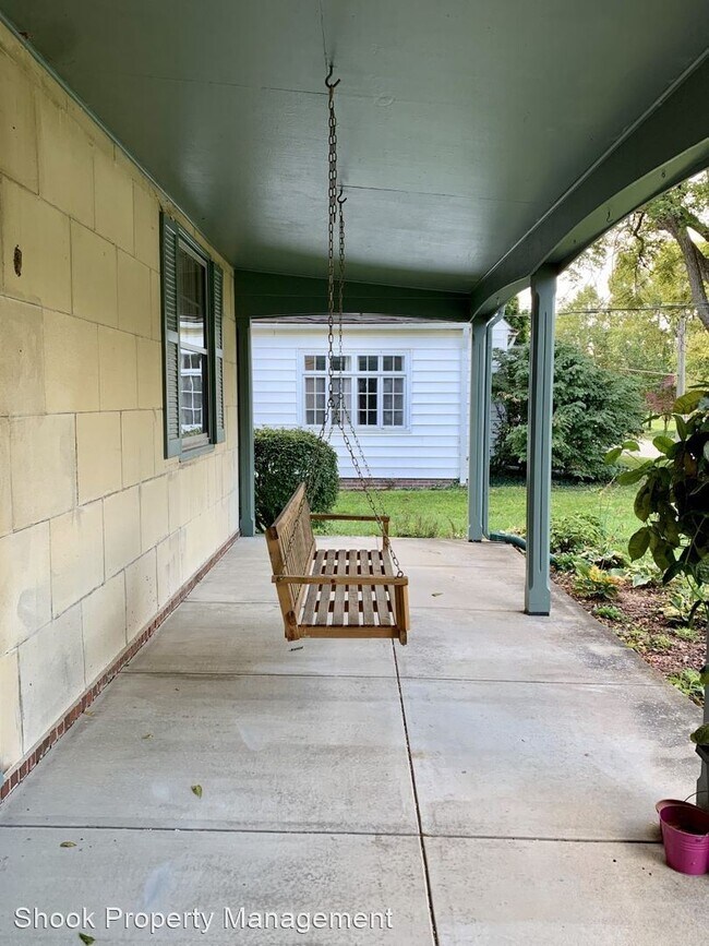 Building Photo - 2 br, 1.5 bath House - 1101 S 9th St