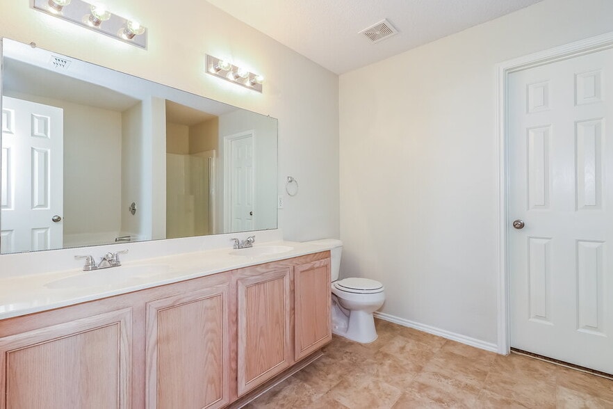 Building Photo - 1113 Scarlet Sage Pkwy