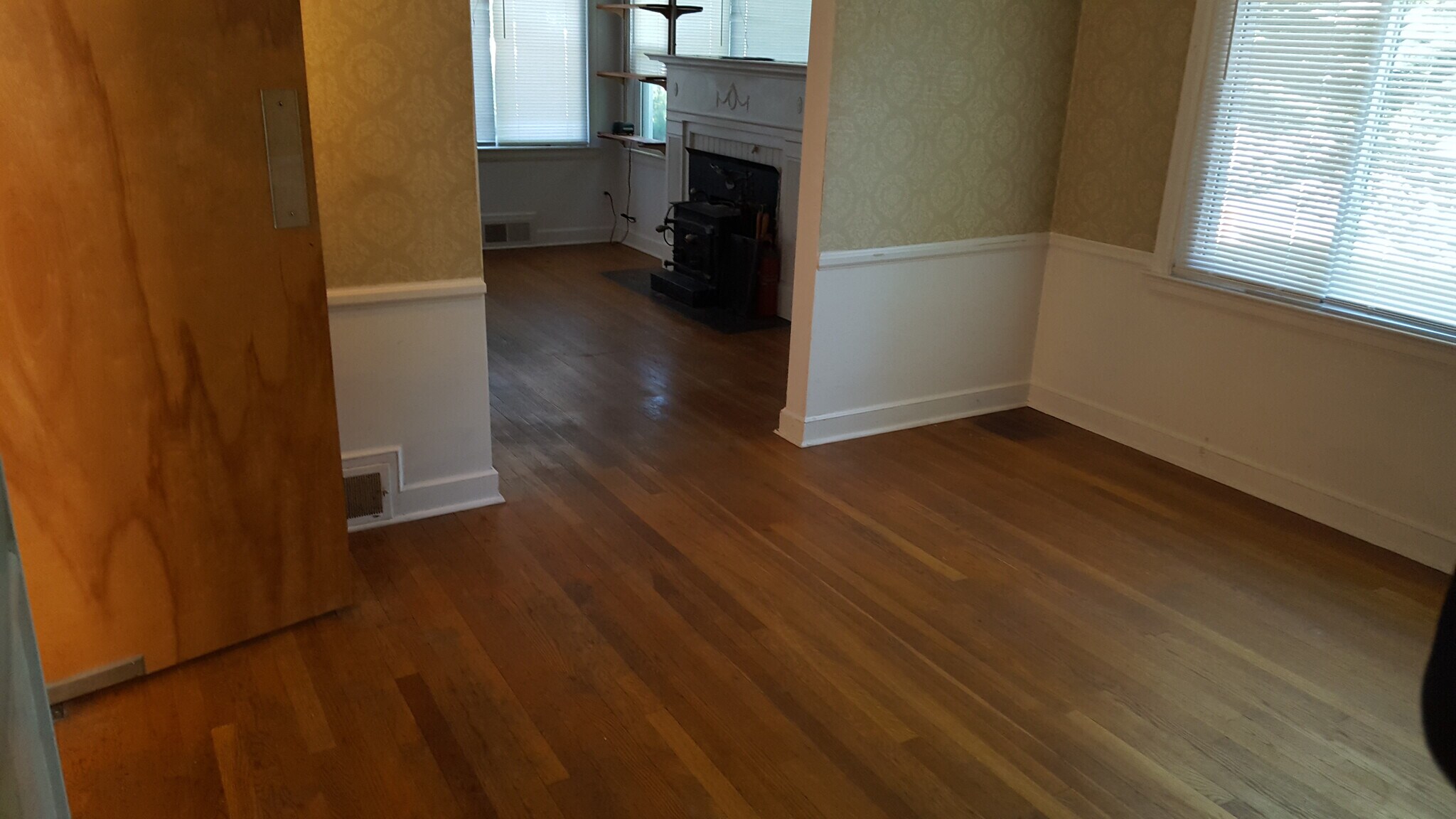 Building Photo - 969 Meadowbrook Dr