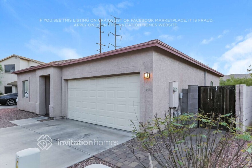 Building Photo - 833 E Minton St