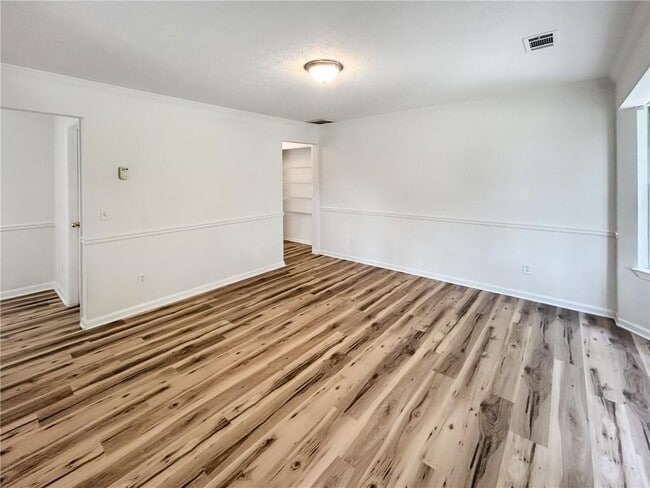 Building Photo - 2945 Georgian Manor Dr