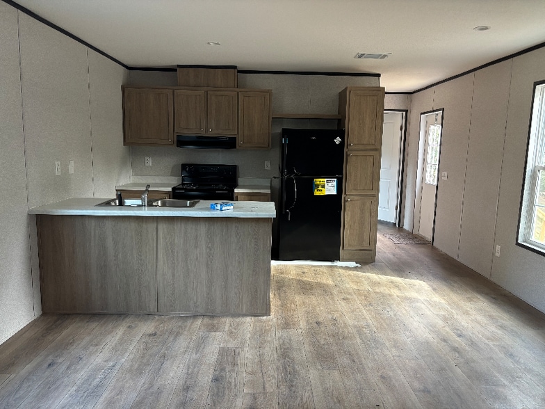 Building Photo - 95192 Dwight Dr