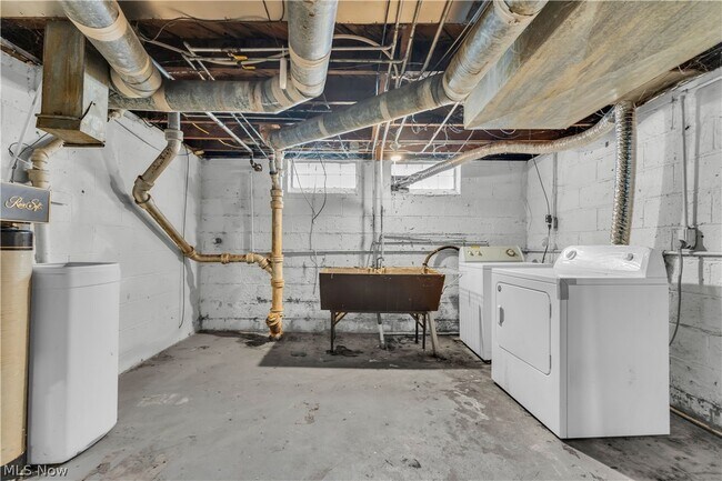 Building Photo - 4206 Wyncote Rd