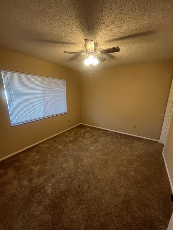 Building Photo - 351 Hidden Lake Dr