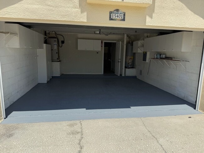 Building Photo - 3 Bedroom 2 Bathroom in Clermont