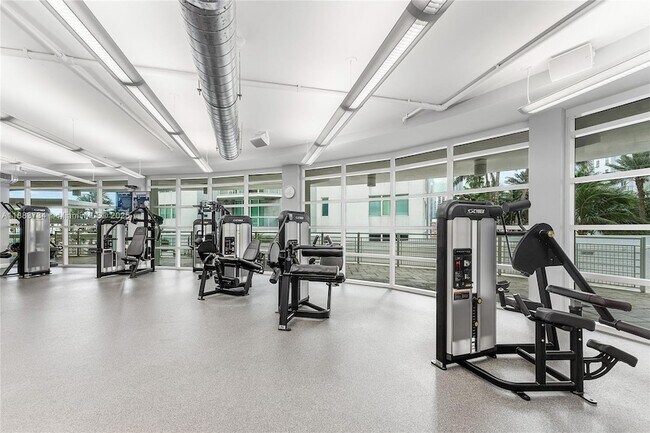 Building Photo - 244 Biscayne Blvd