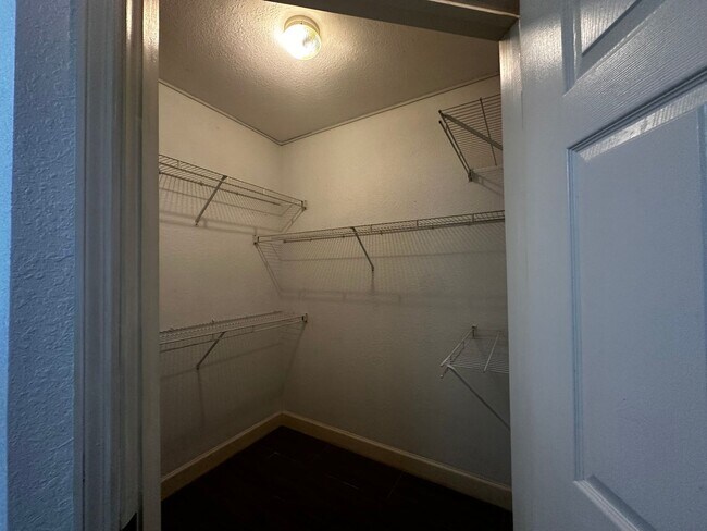 Building Photo - THE GRANDE DOWNTOWN CONDO - 1BR/1BA