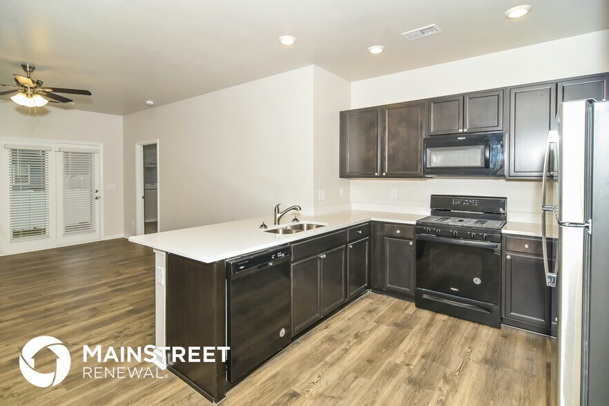 Building Photo - 1072 Pepper Stone Dr