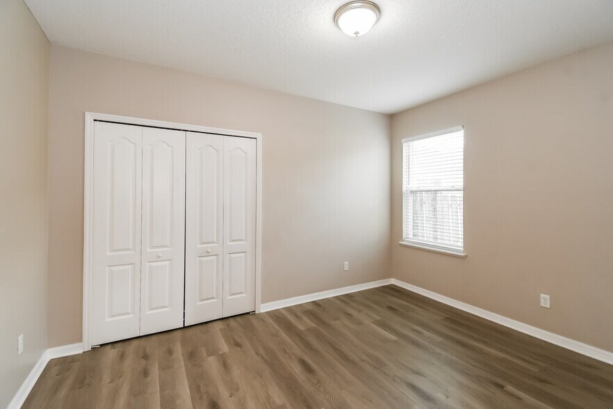 Building Photo - 5120 Magnolia Valley Dr