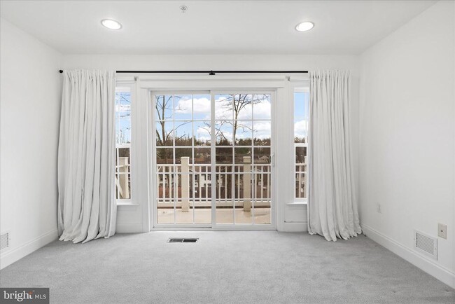 Building Photo - 8072 Criaza Branch Ct