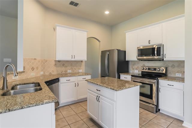 Building Photo - 13425 Austin Stone Dr