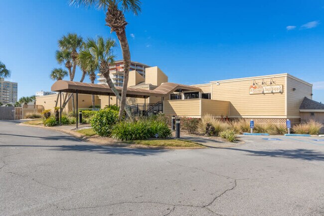 Building Photo - 775 Gulf Shore Dr