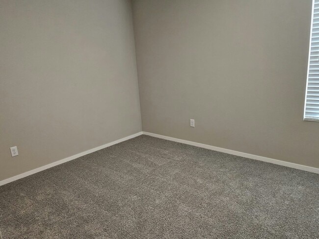 Building Photo - 5451 Eldora Cv