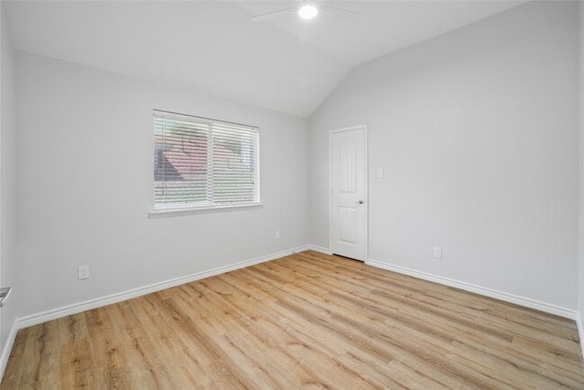 Building Photo - 7816 Rancho De La Osa Tr
