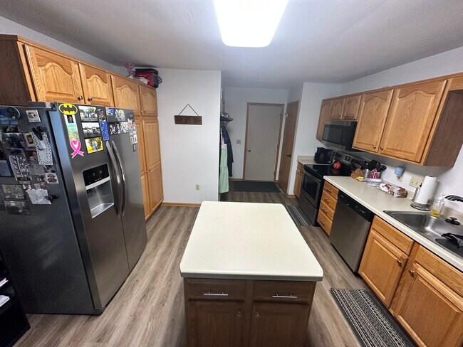 Building Photo - 1116 Greig Trl