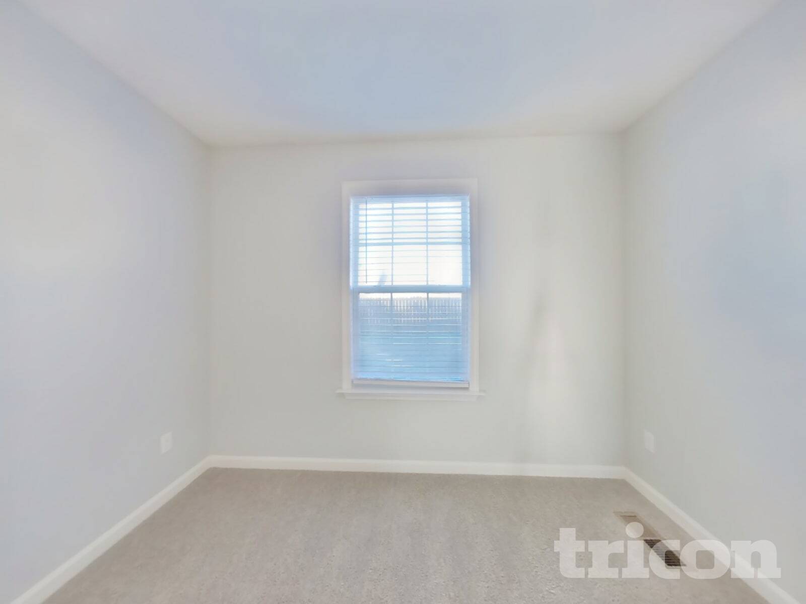 Building Photo - 1605 Mary Ct