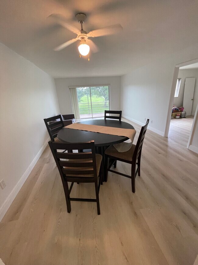 Building Photo - 2441 SW 82nd Ave