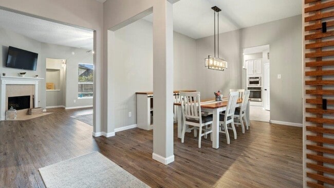 Building Photo - 6163 Darlington Ct