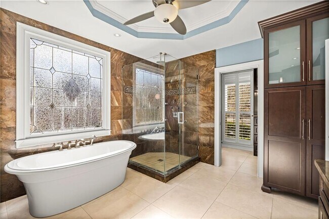 Building Photo - 445 Water Shadow Ln