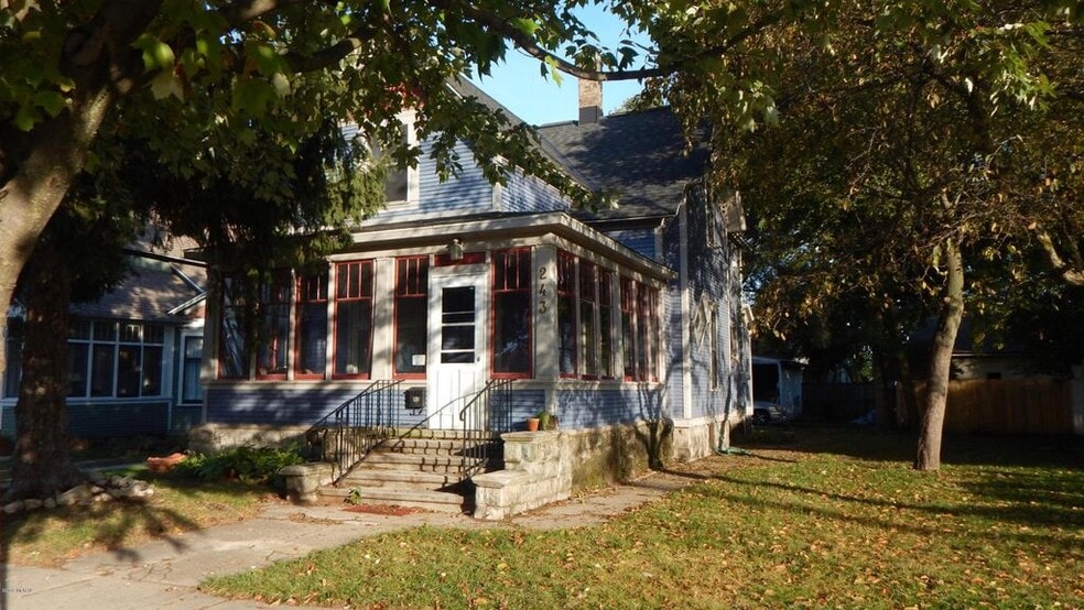 Building Photo - 243 West 10th Street