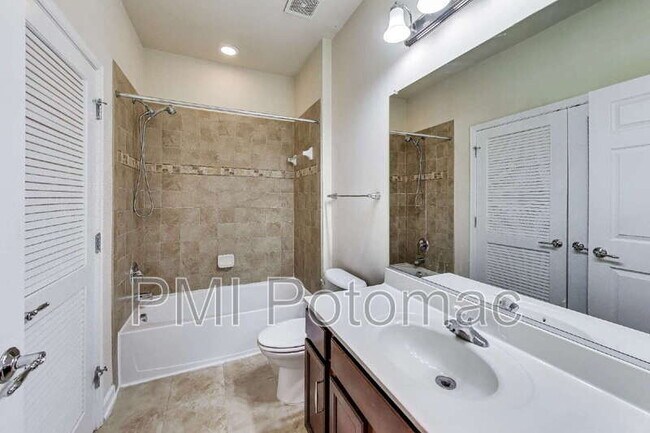 Building Photo - 2133 Little Sorrel Way