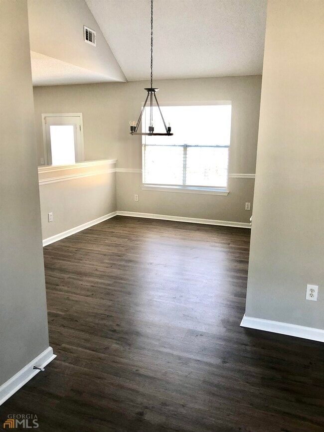 Building Photo - 128 Hamilton Dr
