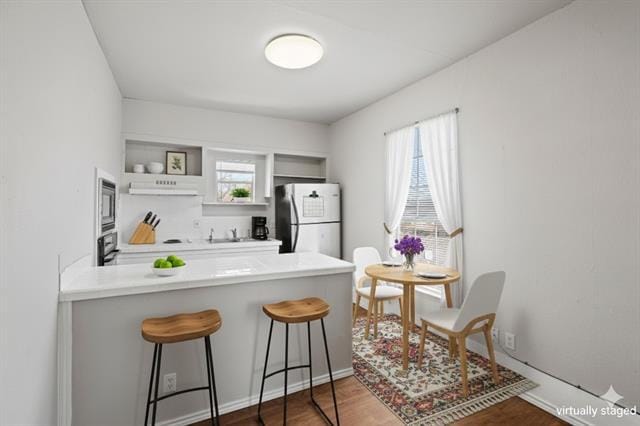 Building Photo - 909 W Chestnut St