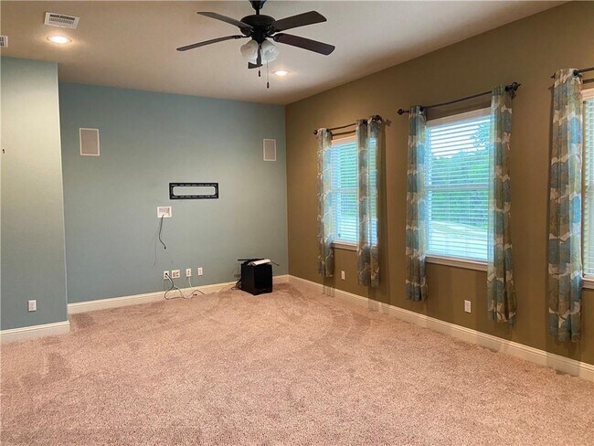 Building Photo - 3216 Herradura Dr