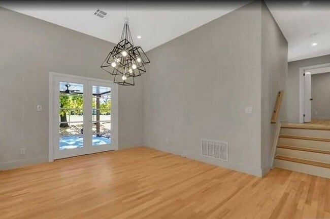 Building Photo - 22 Greentree Terrace