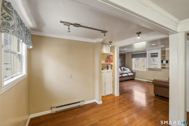 Building Photo - 26 St Augustine St