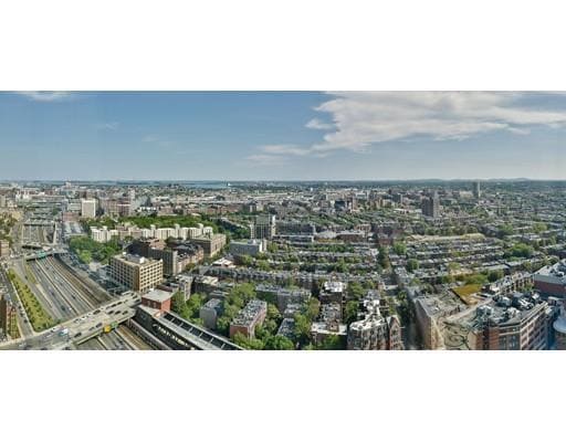 Building Photo - 400 Stuart St